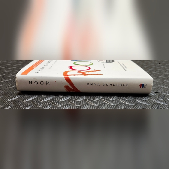 Room - Picture 2 of 4